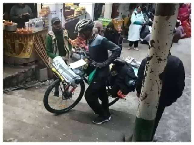 महाराष्ट्र निवासी शिवाजी साइकिल से पहुंचे केदारनाथ